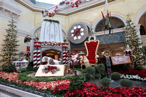 bellagio christmas shop.